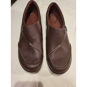 CLARKS womens NEWshoes size 11, Brown Loafers